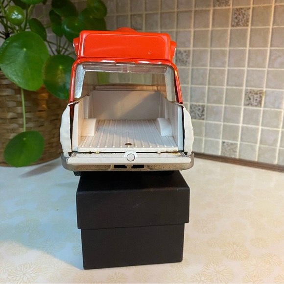 Tonka Vintage 70s toy Jeep Wagoneer rescue ambulance 9” - Picture 7 of 9